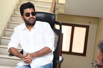 Sharwanand Interview About ShatamanamBhavati Movie
